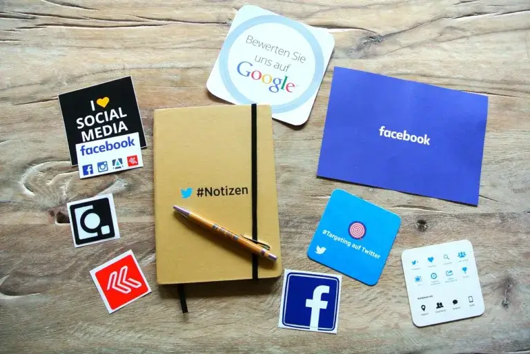 Understanding the Difference Between Marketing and Advertising