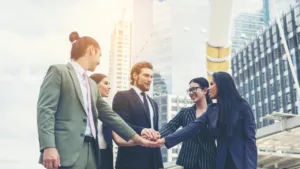 How to Stand Out in Small Business in a Competitive UAE Market